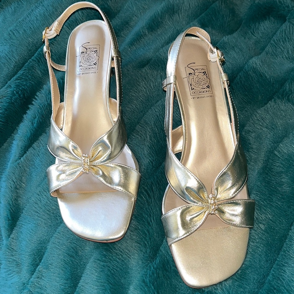 Special Occasion 3” Gold Metallic Strappy Pumps With Clear Rhinestone Accent